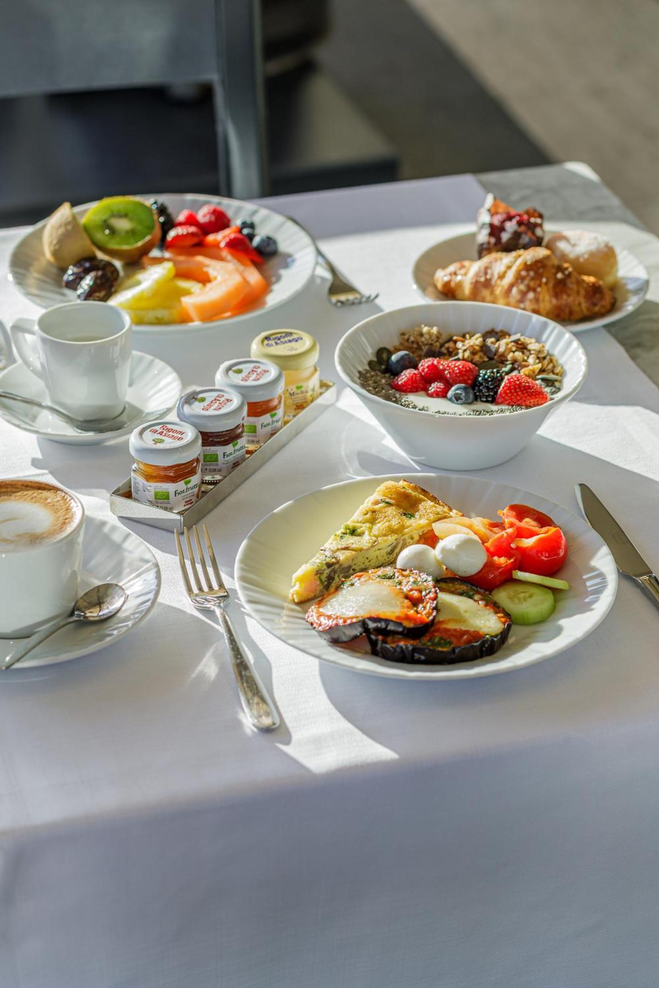 Hotel Capo D´áfrica – Colosseo 4*